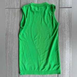 WOMENS NIKE TANK SZ SMALL